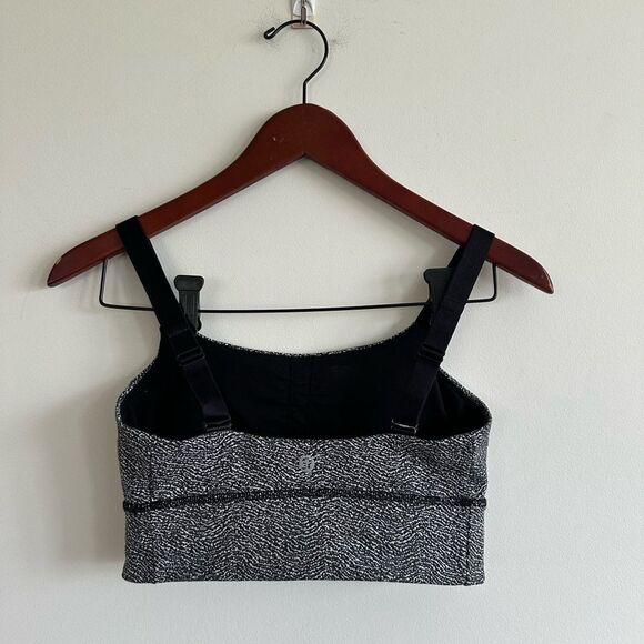 Women's Black and White Textured Bralette - Picture 2 of 9